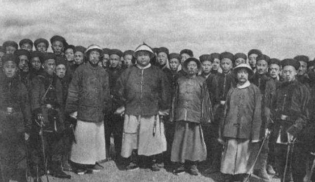 左宗棠抽调刘松山,黄万鹏,余虎恩等湘军悍将从征甘陕,甘陕局势开始