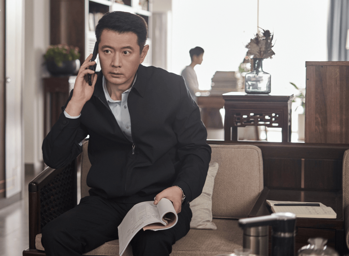 执行法官:秦虹死都不知道,她要从全剧最阴狠的人碗里抢一杯羹_陈启伦