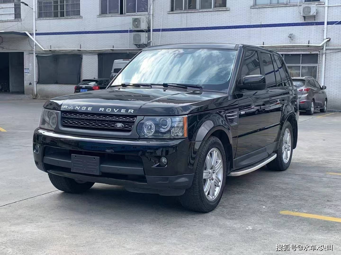 小哥为做生意,花6万买辆12年的路虎揽胜运动,表示年底换新款