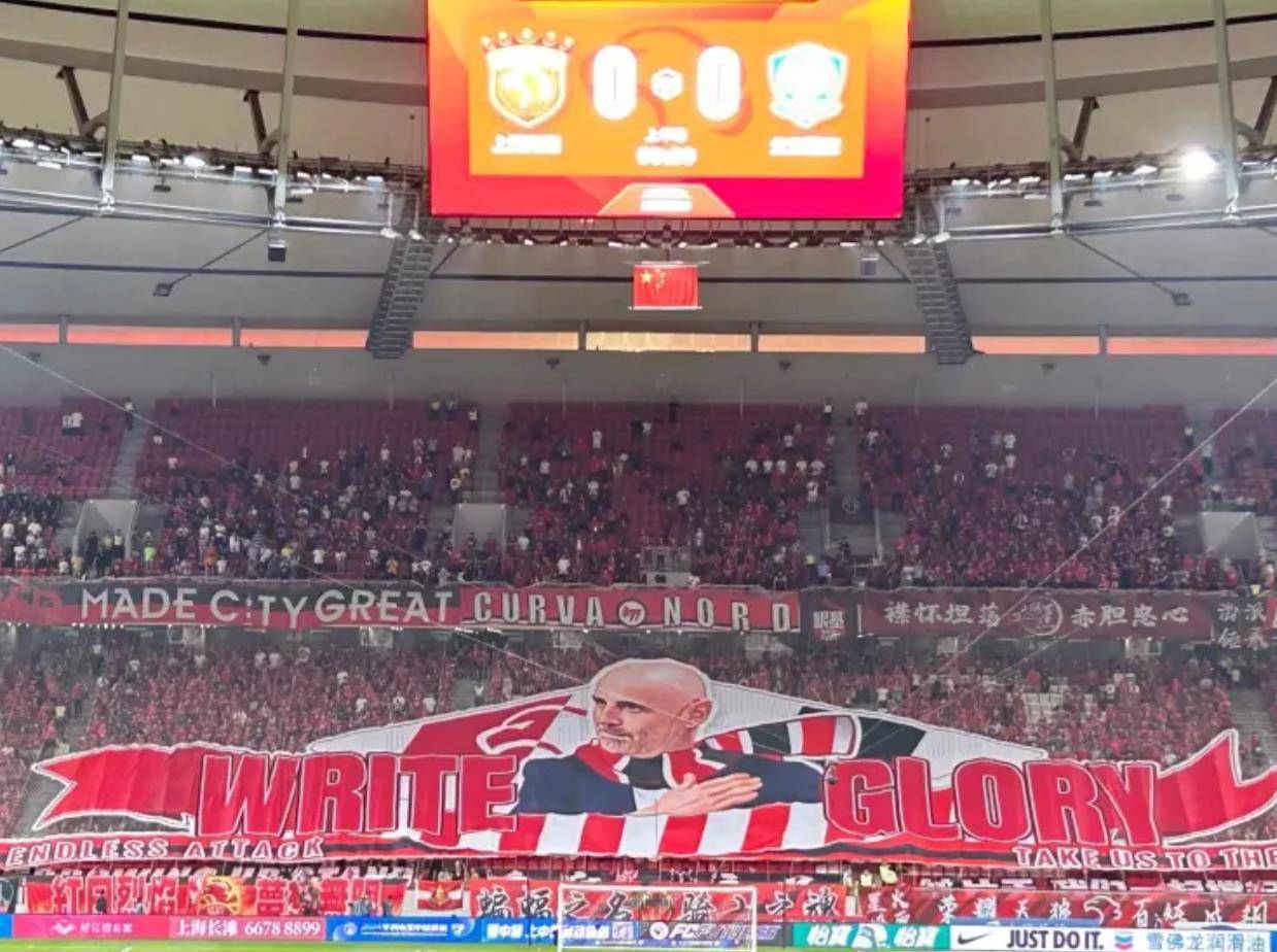 上港大胜北京国安后 破13连胜记录指日可待 还是中场的奥斯卡厉害