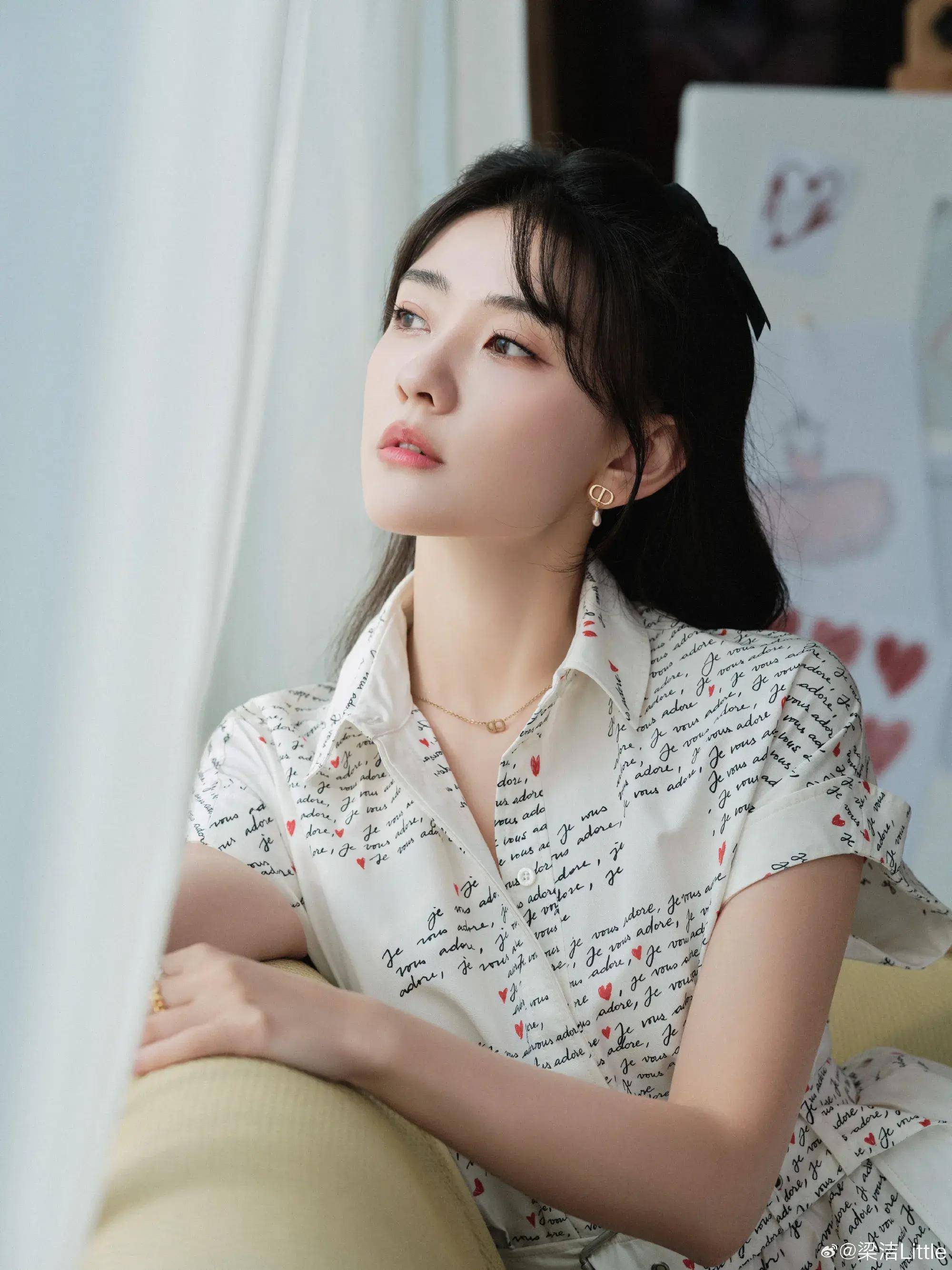 梁洁写真美照,你get到我老婆的绝世容颜了么,快来get一下吧!