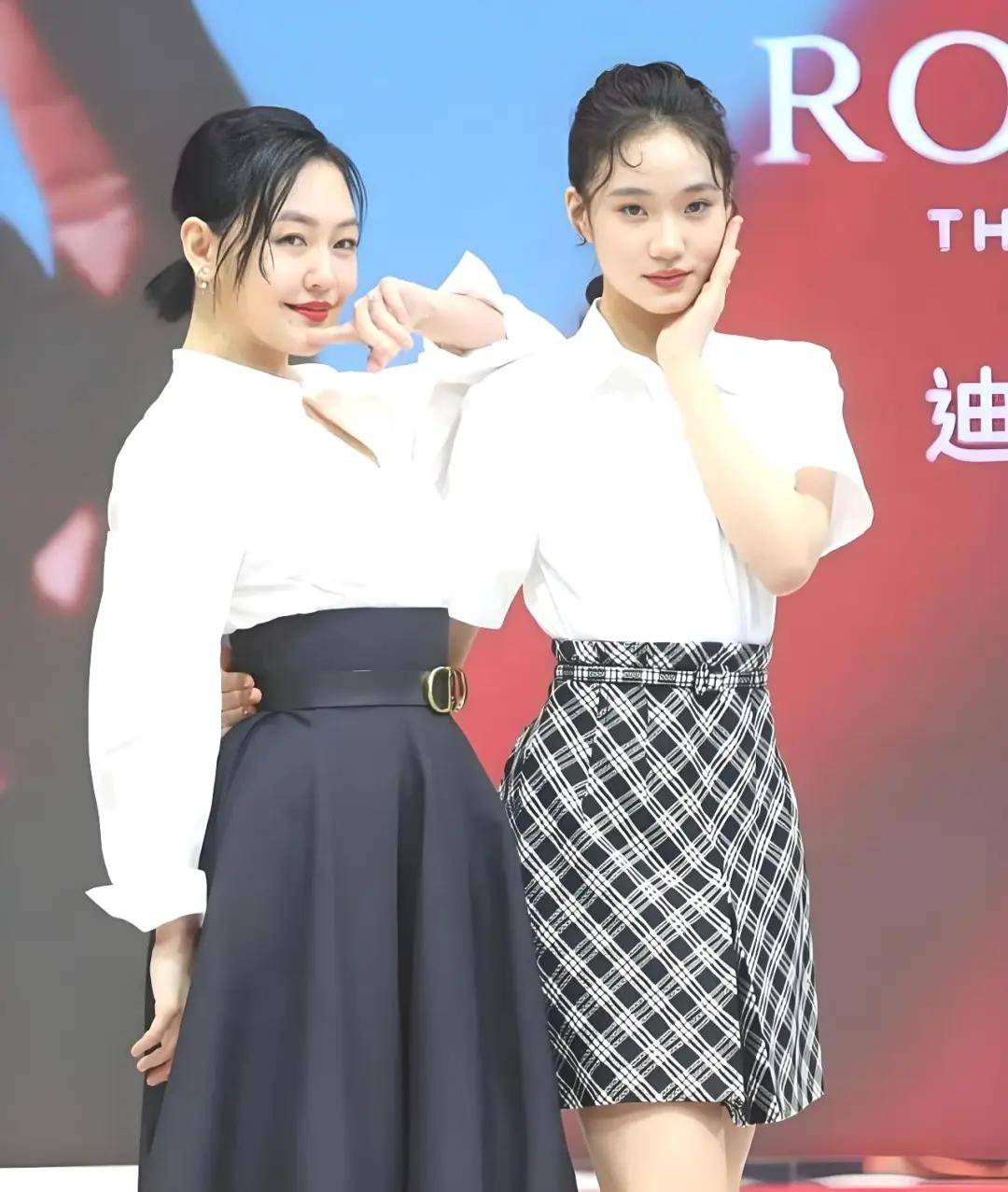 小s二女儿秀大长腿,网友直呼好看,小s:因为她母亲做了很多善事