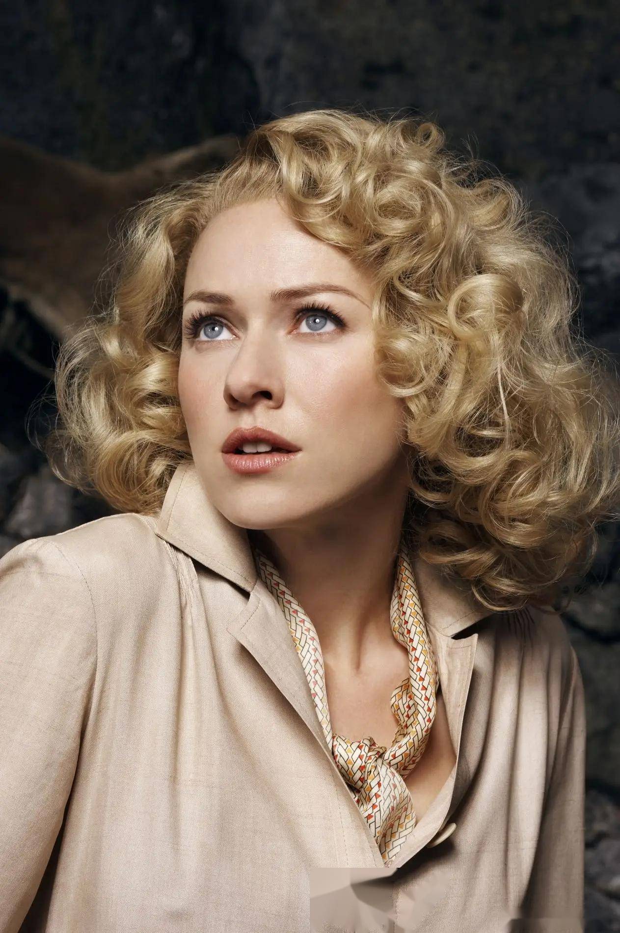 娜奥米沃茨的魅力,这谁顶得住嘛!