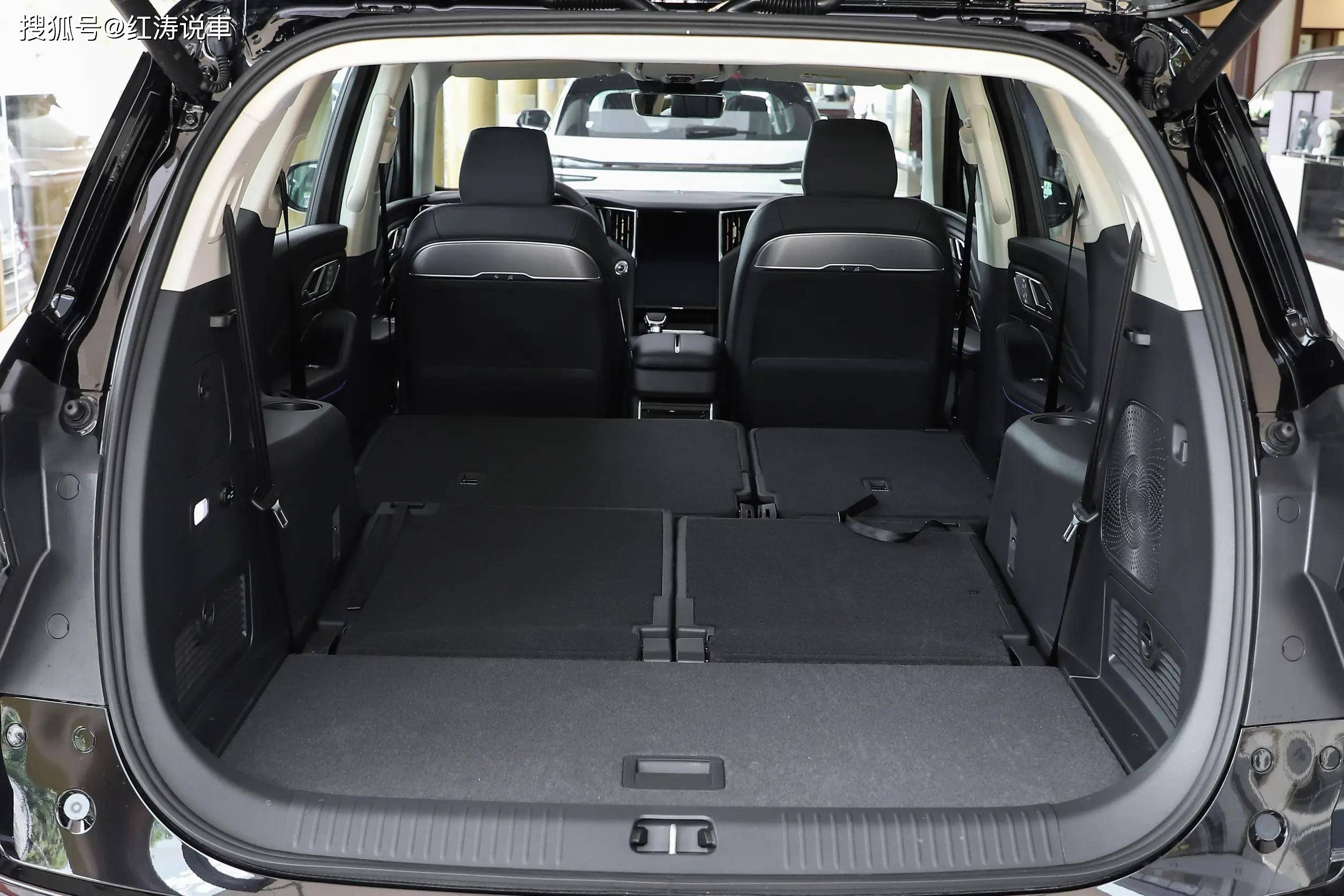 红旗hs7 phev预售31.58万元起,插电混动中大型suv,6座和7座布局