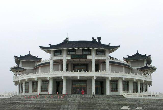 霍元甲墓,规模宏大,堪比皇陵,投资两个亿,占地500亩