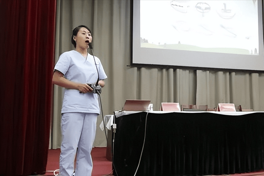 32岁女子查出癌晚期,泣不成声向医生坦言:忽略了脸上的几个信号_林婷