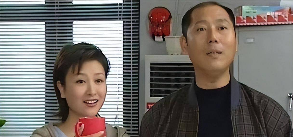 此后,陆续在《过把瘾》《我爱我家》等多部热门电视剧中亮相,逐渐积累