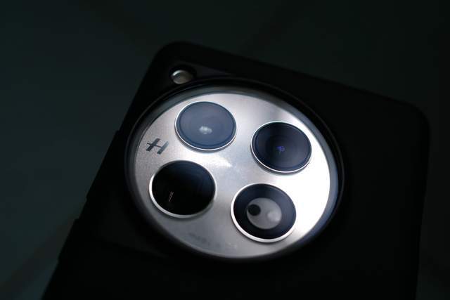 毕业季旅拍的记录:一加12影像深度体验,看看什么是哈苏味