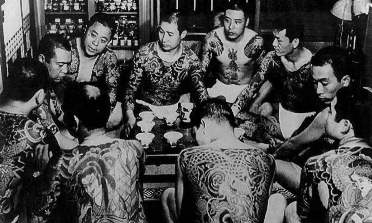 黑社会积极投身于救灾行动？日本黑帮跌宕起伏的发展之路_搜狐网