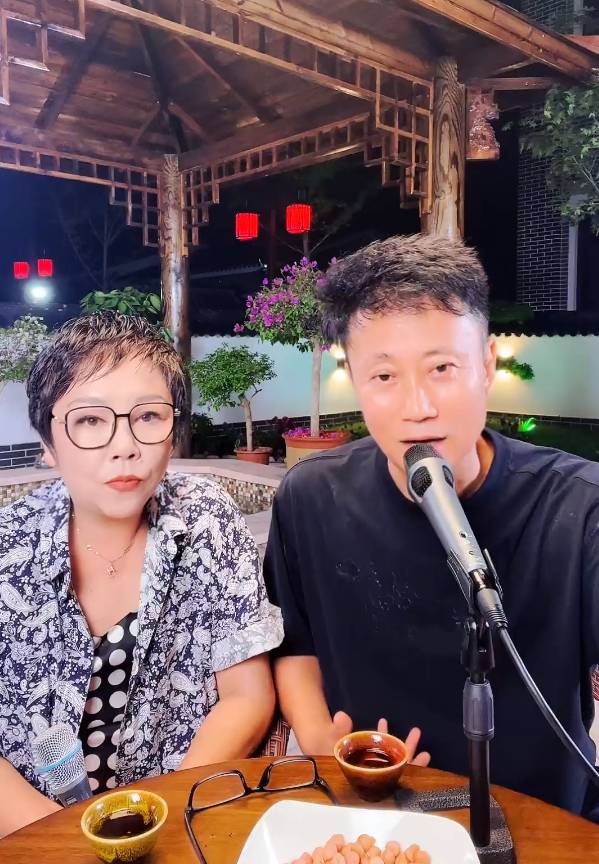 耿为华:强强联合,双双离开《越战越勇》2年后和衡越合体开直播