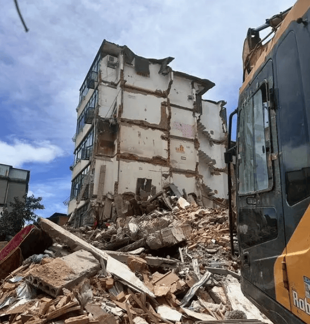 南昌发生房屋坍塌事故 有人员被困