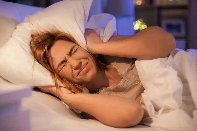01如果你是"睡眠困难户",那么你可能需要采取一些措施来改善自己的