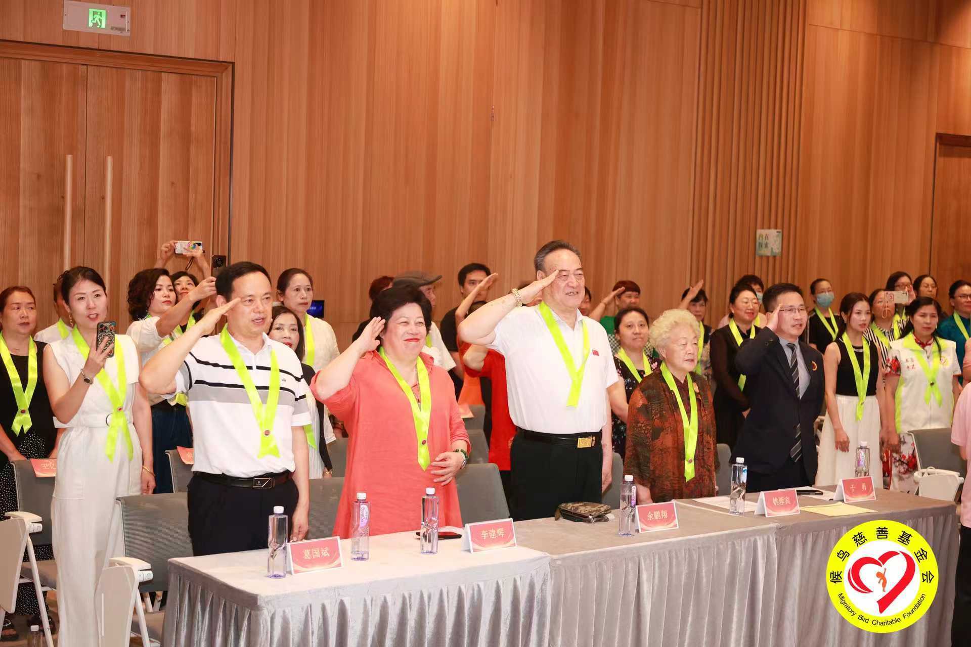 广东好人,广东省传统文化促进会永久名誉会长李建辉博士,余鹏翔将军