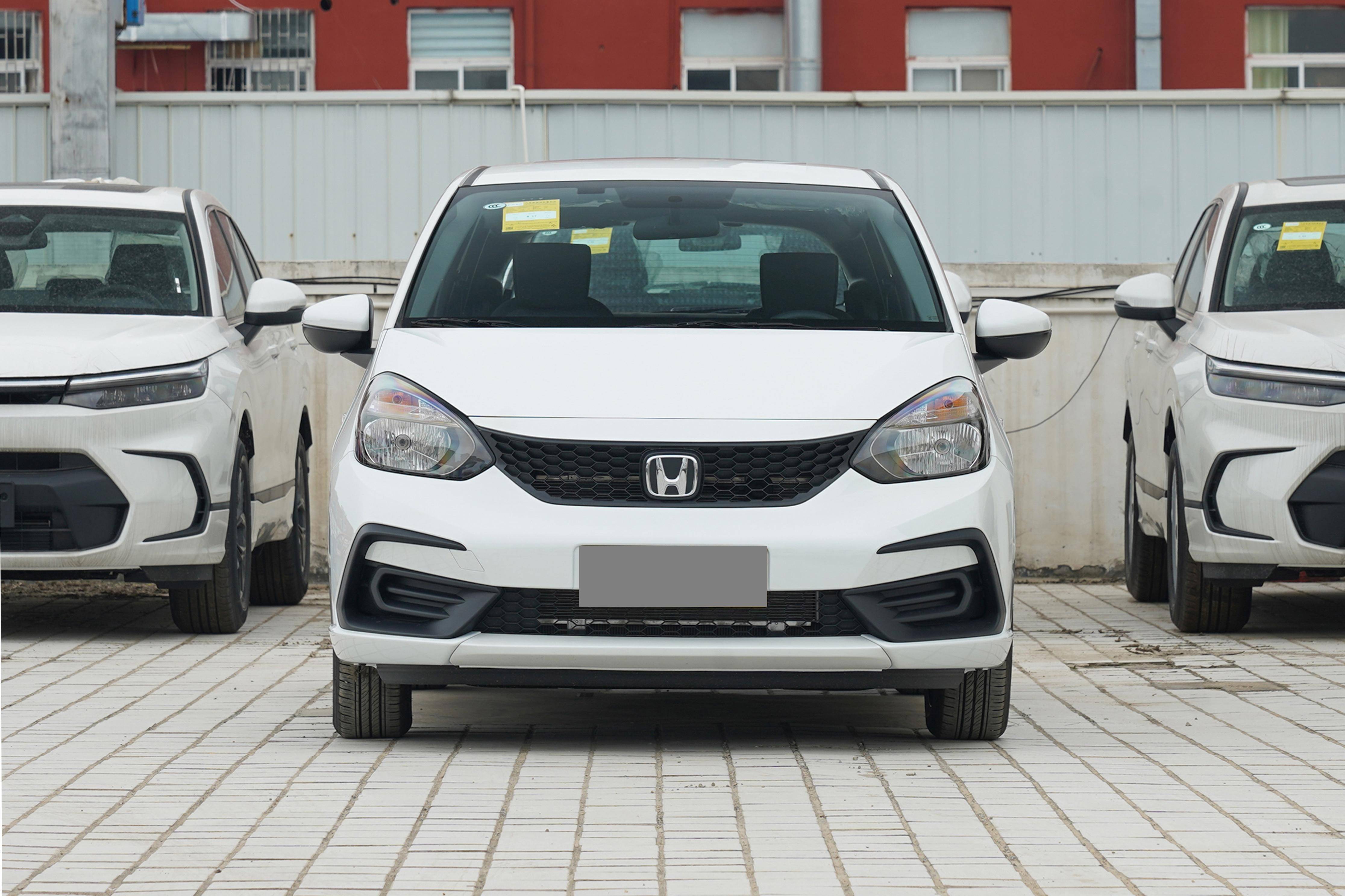 本田飞度销量创5年来新低,小型车市场为何容不下内燃机?