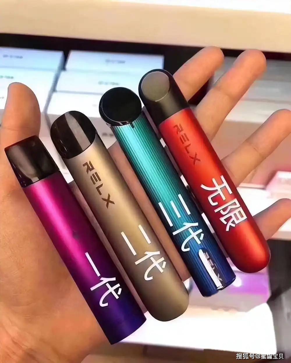电子烟中的尼古丁并非无害物质,其它还有诸如丙二醇,丁二醇,甘油,香精