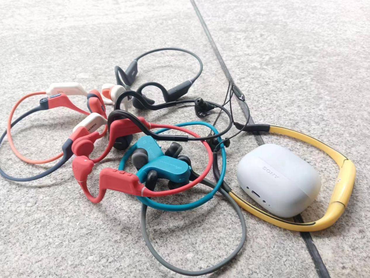 游泳耳机品牌哪个牌子好？四大高热度游泳耳机综合分析