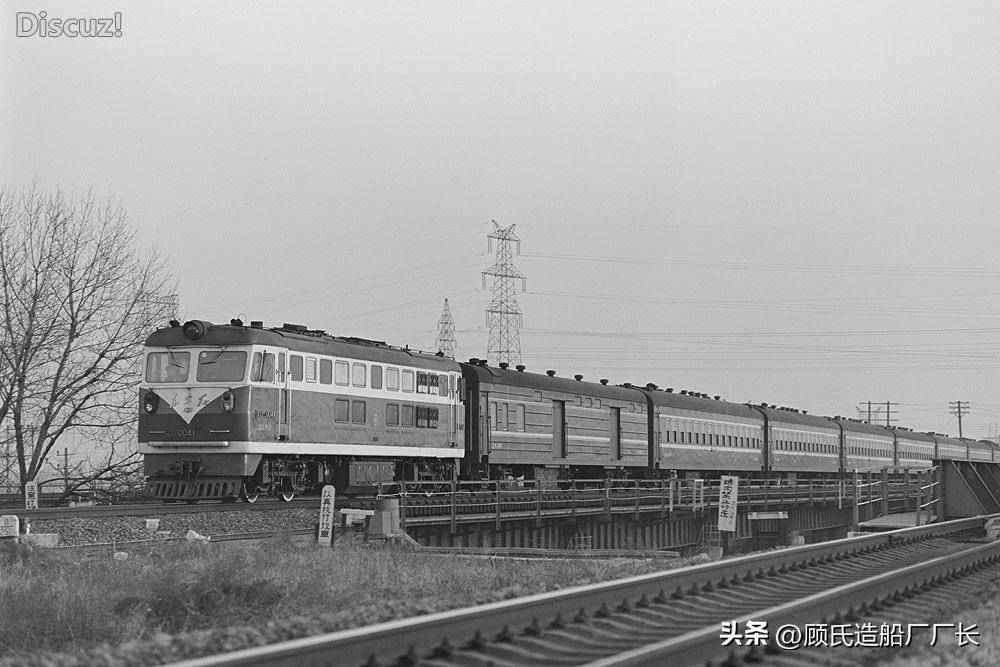 果断倒车挽救两千人的生命,272次旅客列车1991年山洪遇险亲历记