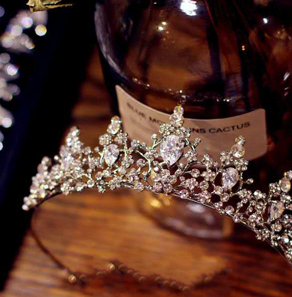 十二星座专属"女王皇冠",狮子座珍珠水钻,水瓶座勇敢蝶恋花