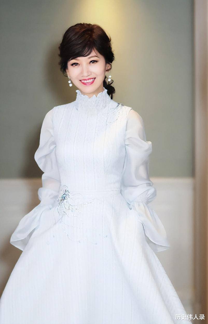 赵雅芝二婚嫁给名气不如她的男演员,黄锦燊:让时间来证明一切吧
