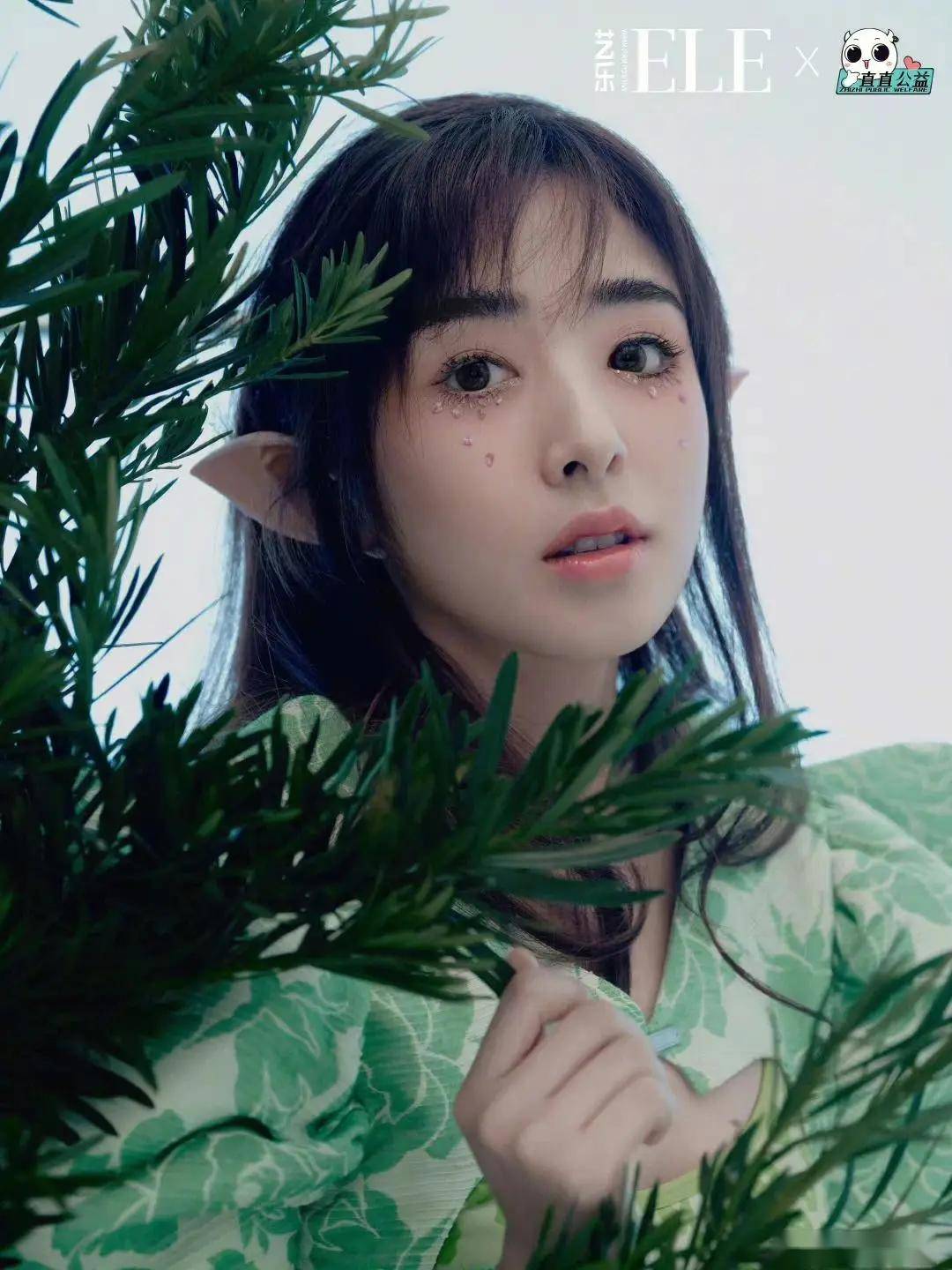 张含韵34岁写真曝光,性感迷人,才华横溢,女神范儿十足!