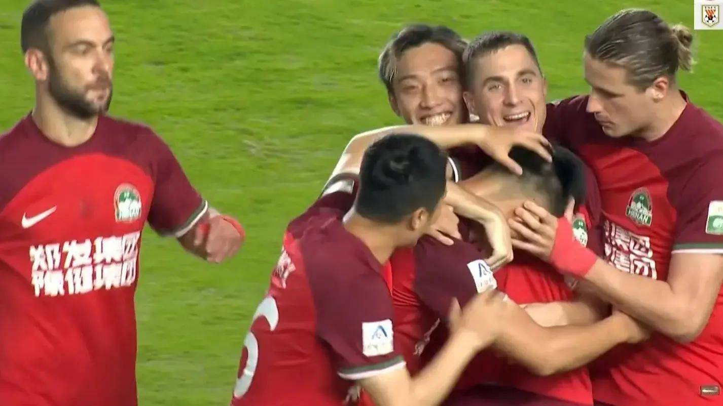 中超最新积分榜：山东泰山0-1爆冷仍第5，成都3-1逆转稳居第3！-中超积分榜2023赛程表最新