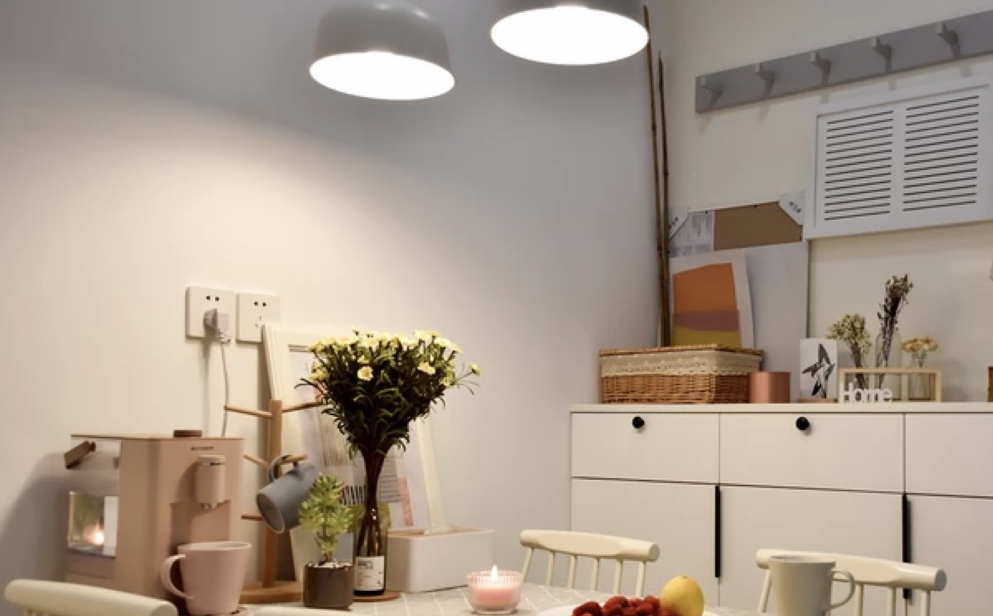 10万搞定82平北欧两室,卧室少女心爆棚,闺蜜说来了不想走