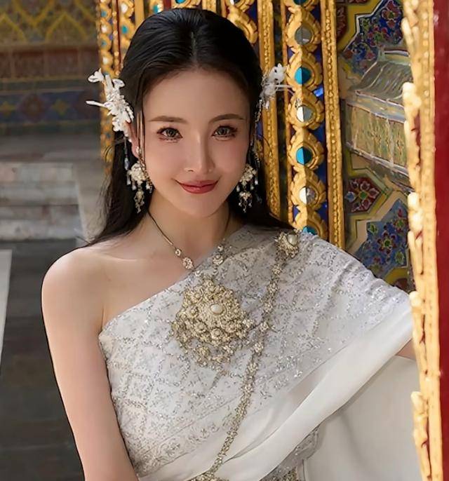 女演员刘雨欣吐槽洛杉矶治安不适合生存,家中被盗损失几千万!