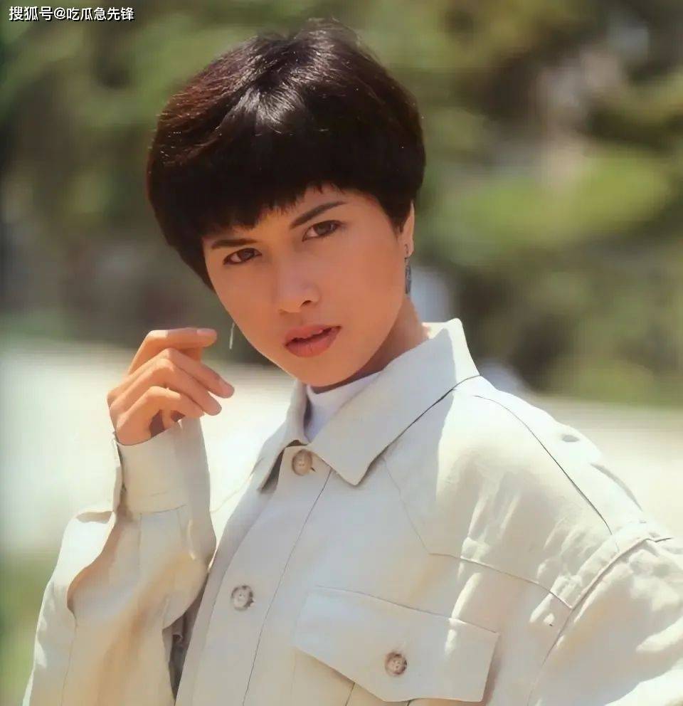 tvb前当家花旦时隔5年回巢拍剧,挑战搞笑题材,与老拍档演夫妻_邵美琪