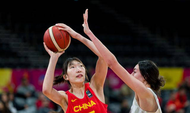 西班牙女篮力压中国女篮,中国女篮状态低迷