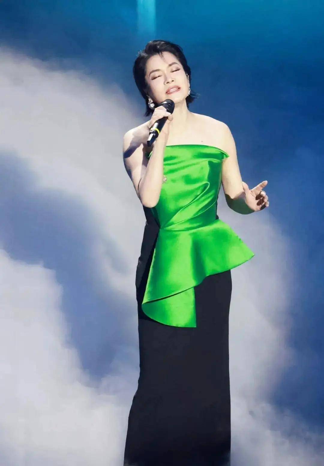 中国身高最高的10位女歌手,她们的大长腿太好看了!