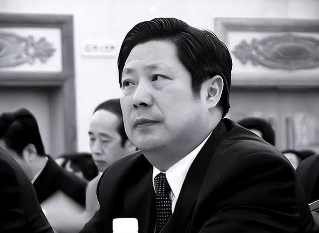 福建省委原秘书长陈少勇,公开选妃,霸占妻子闺蜜,下场大快人心