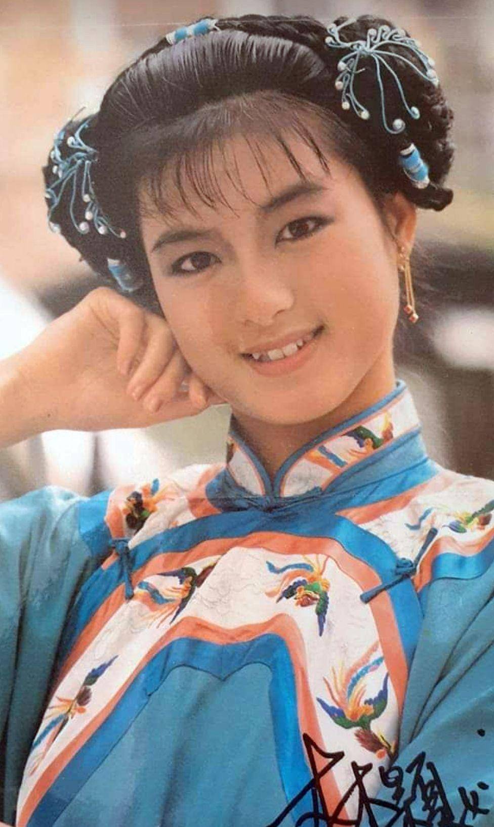 穿韵律服的妈妈林淑娴是谁演的