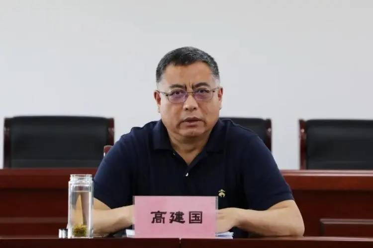 陕西国企半年赊账消费高档烟酒56万元,平均每月将近10万元