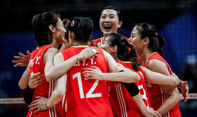 东京奥运会之后,中国女排经历了主帅郎平离任和主攻手朱婷前往欧洲