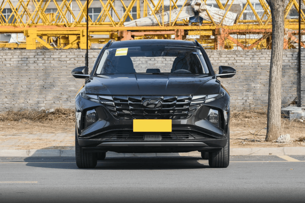 58万元.售价方面:北京现代途胜l的售价区间为16.18-22.