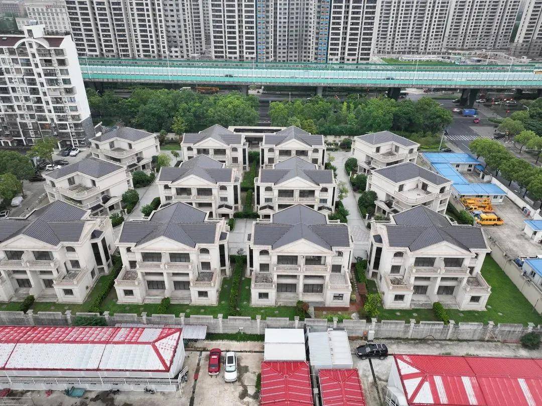 户型图:「佳怡华庭」浦东川沙独栋别墅约277-402㎡双拼&独栋墅均价约