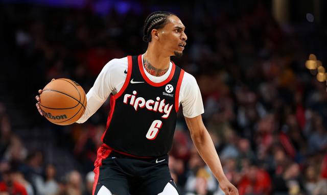 篮网后场新星的未保障合同:能否守得住这份难得的机会?_约翰逊_1_nba