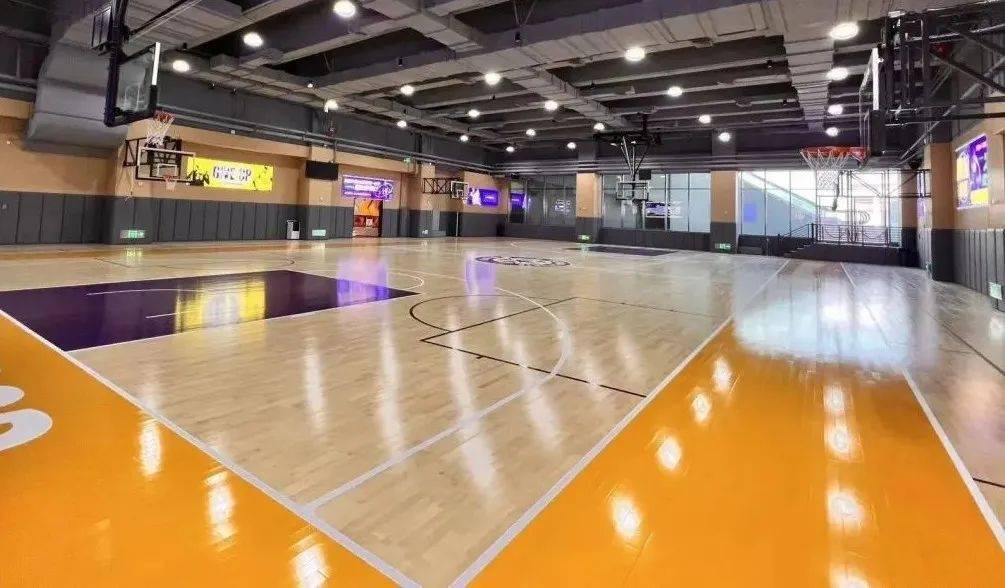 来桃浦,看"镇ba"→_运动_篮球馆_比赛