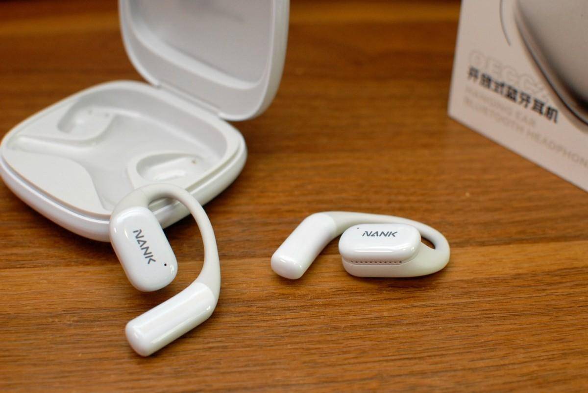 南卡OE CC2气传导耳机:灵动三色,旗舰级体验,重新定义百元耳机