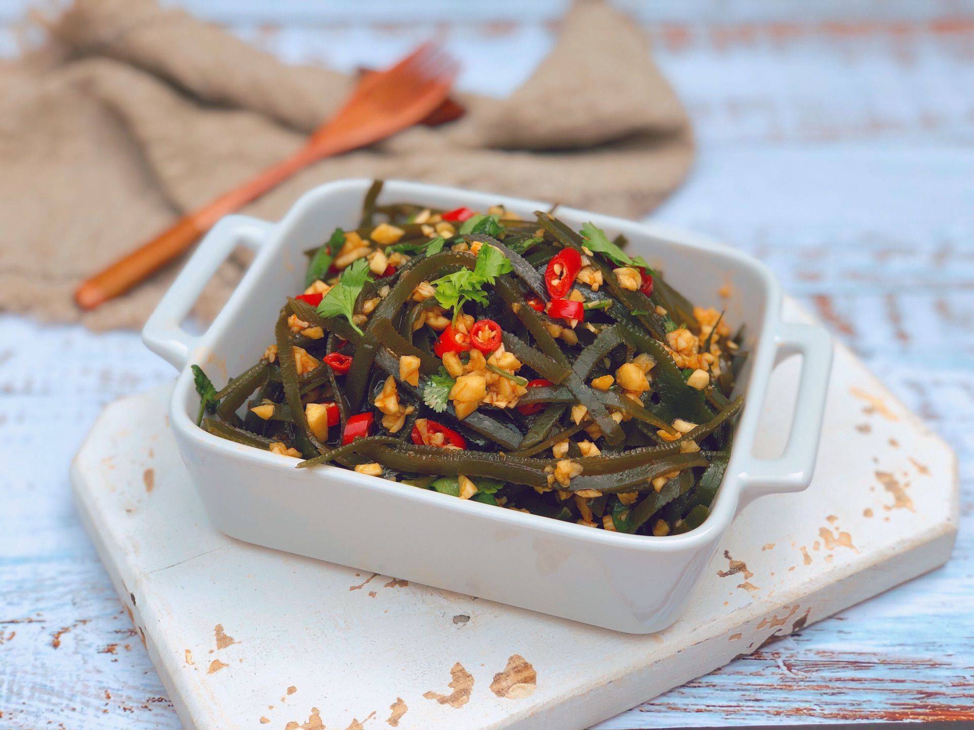 夏日解暑佳品:凉拌肉末海带丝的制作步骤