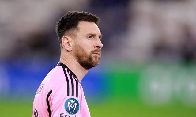 去年,梅西凭借个人卓越表现带领球队赢得北美联盟杯,他在首场比赛中的