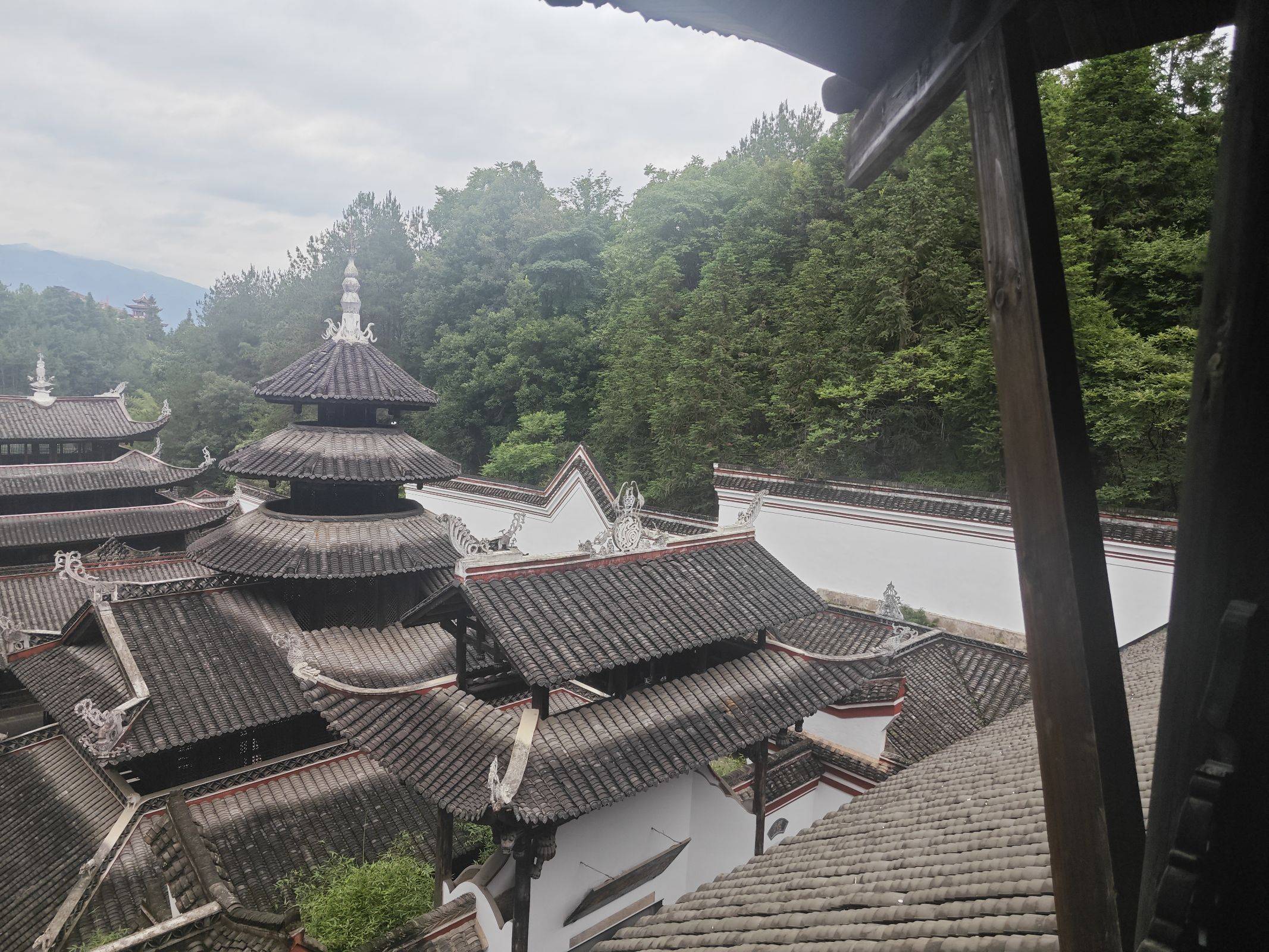 探秘恩施土司城,体验土家建筑的独特韵味