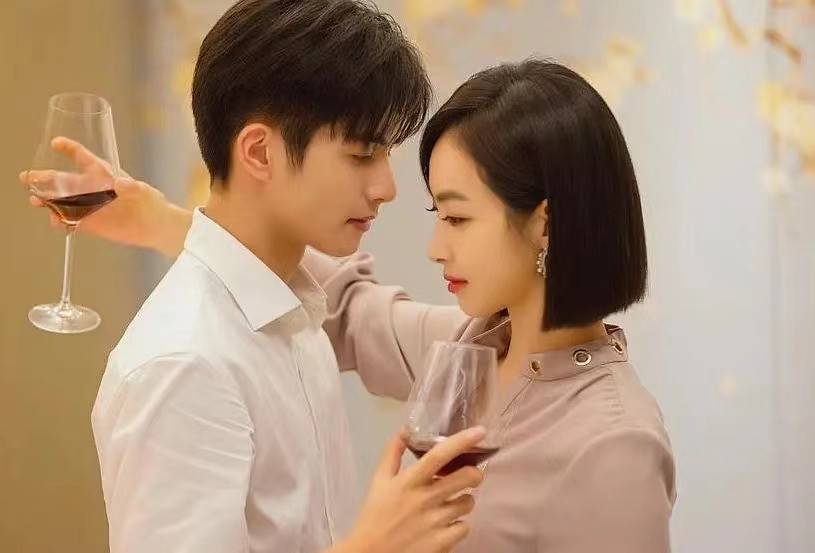 原创            32岁张一山新剧将袭，跟剧中40岁“妻子”一同框，画面就尴尬了-张一山新拍的剧有哪些