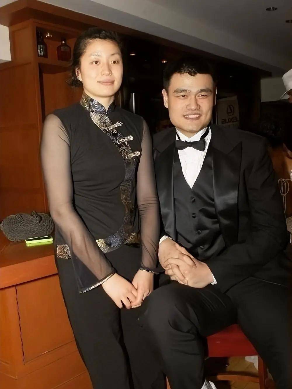 姚明老婆身高女儿图片