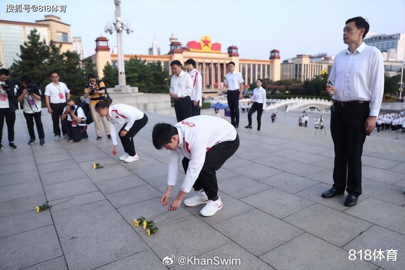 原创            笑喷!潘展乐被问接下来目标:先把你们记者应付过去 我再好好放松-潘展乐世锦赛100米自由泳