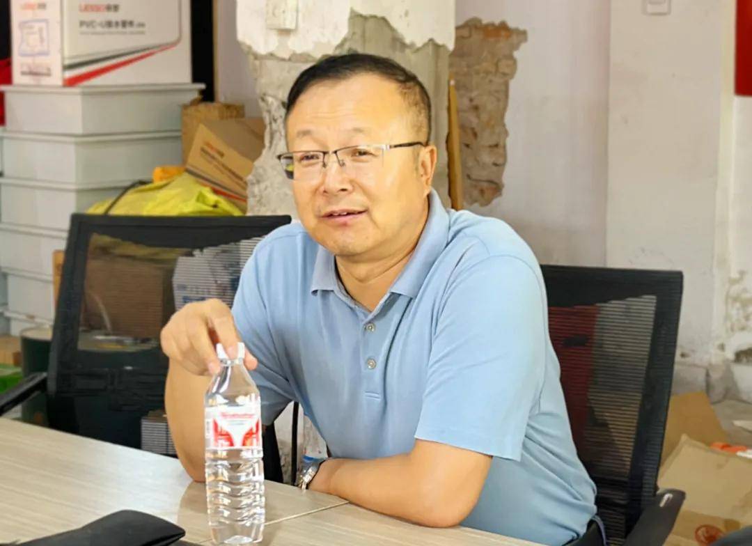 山西演艺集团党委书记,董事长贺建平一行莅临中国醋都小镇考察指导