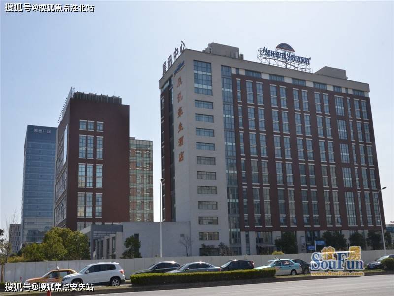 商业步行街等),地铁上盖商业综合体(规划);长泰广场,汇智国际等大牌商