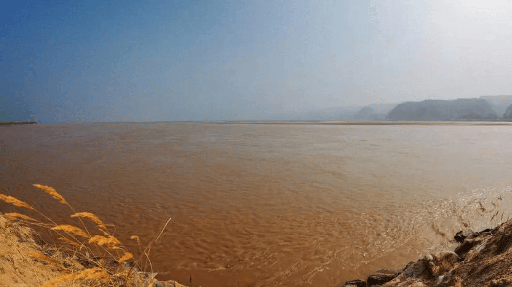 黄河是中国第二长河,水量却不及长江的1/10,水少的原因是什么?