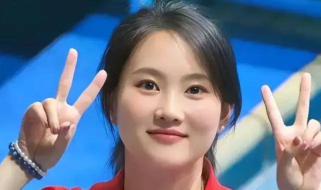 陈若琳恋情曝光!巴黎奥运会期间与男星约会,引发部分网友质疑