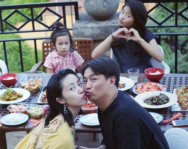 黄磊孙莉夫妻又被关注,两人关系被扒出,黄磊对孙莉搞煤气灯效应